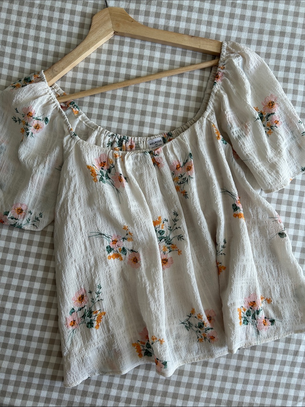 Floral Flutter Sleeve Crop Top